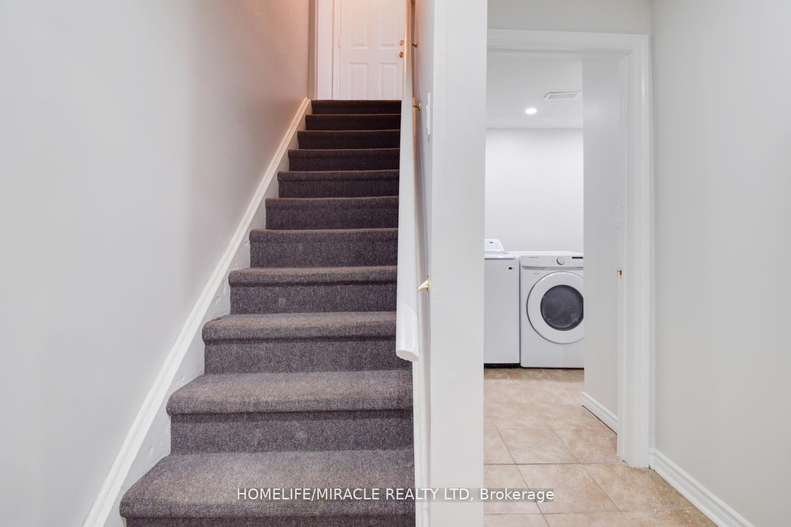 Photo 40 of 46 Clementine Drive, Brampton, Bram West — HOMEH