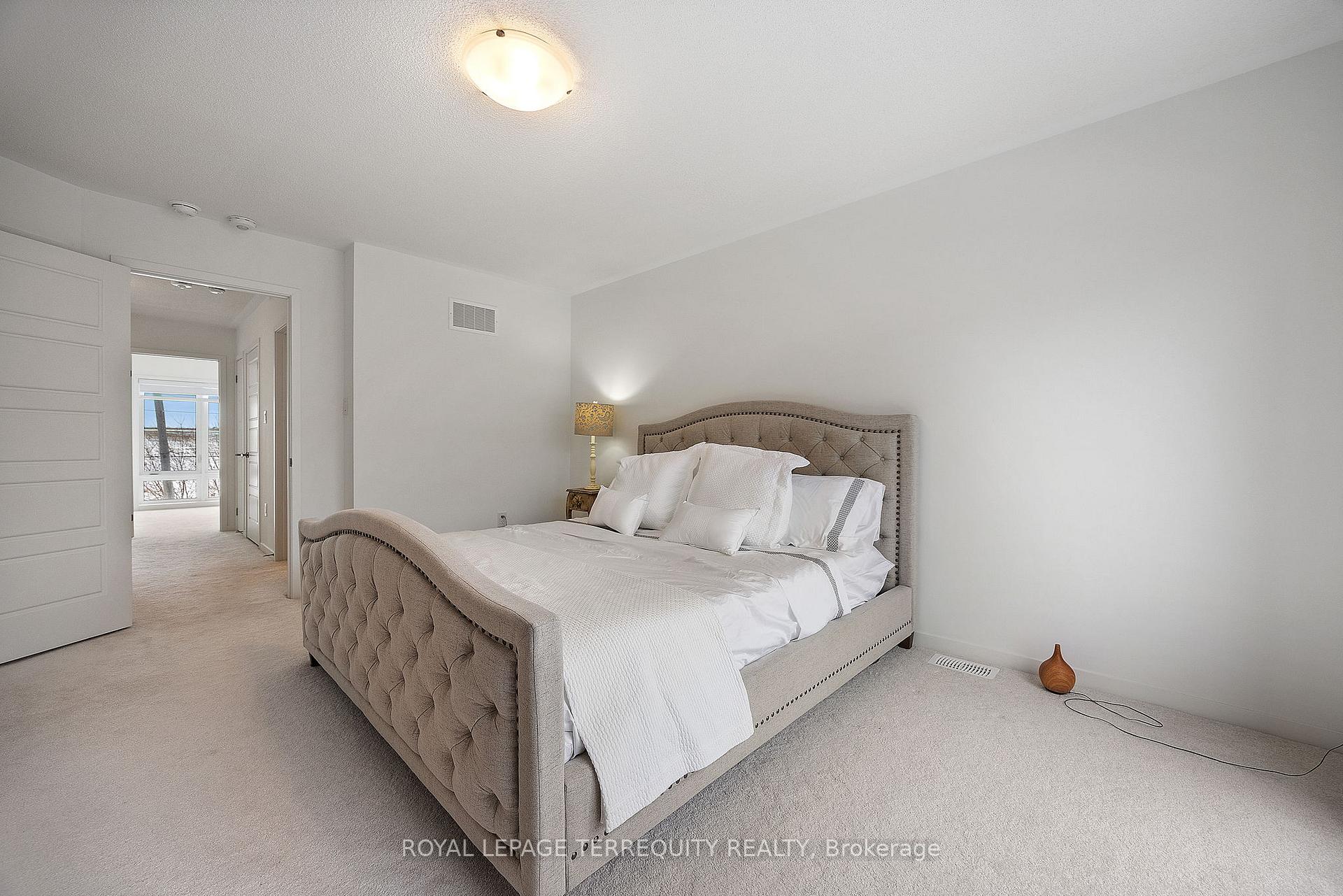 Photo 15 of 789 Conlin Road E, Oshawa, Samac — HOMEH