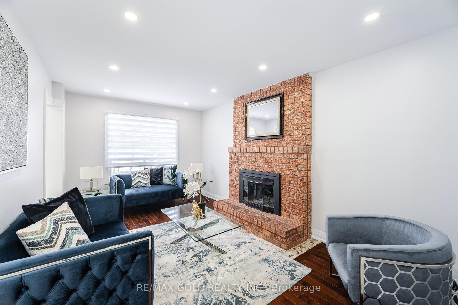 Photo 9 of 110 Wexford Road, Brampton, Heart Lake West — HOMEH
