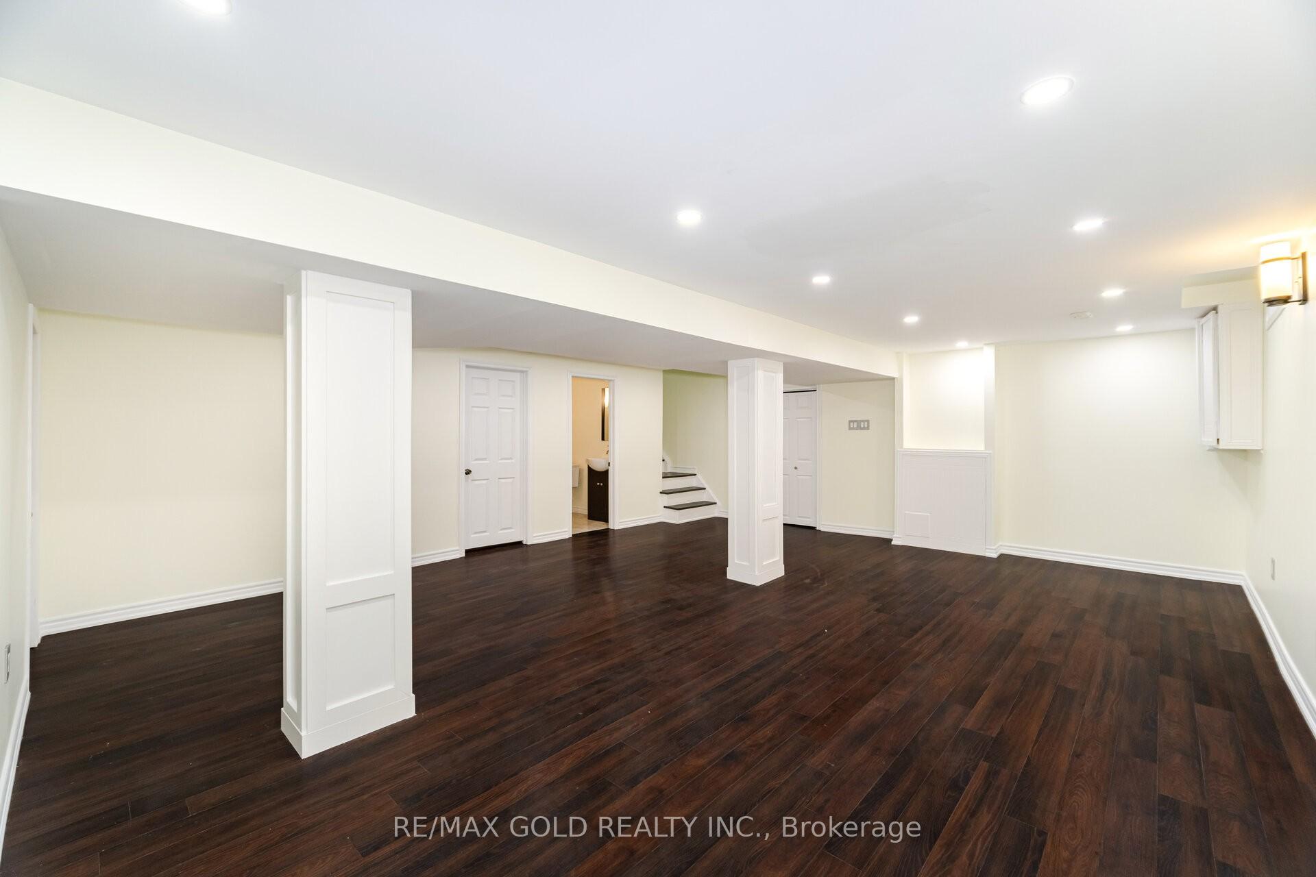 Photo 19 of 110 Wexford Road, Brampton, Heart Lake West — HOMEH