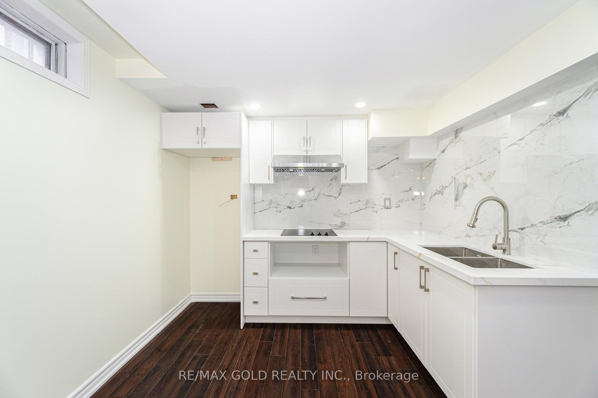 Photo 20 of 110 Wexford Road, Brampton, Heart Lake West — HOMEH