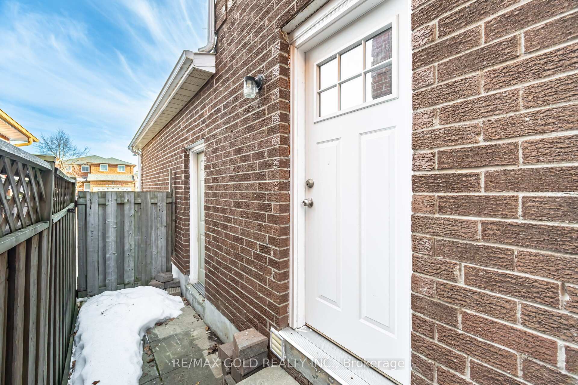 Photo 23 of 110 Wexford Road, Brampton, Heart Lake West — HOMEH