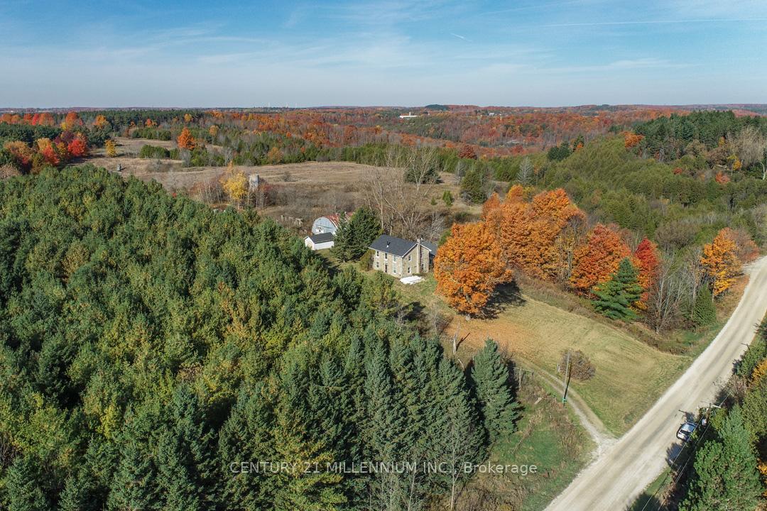 Photo 1 of 753334 2nd Line EHS, Mono, Rural Mono — HOMEH