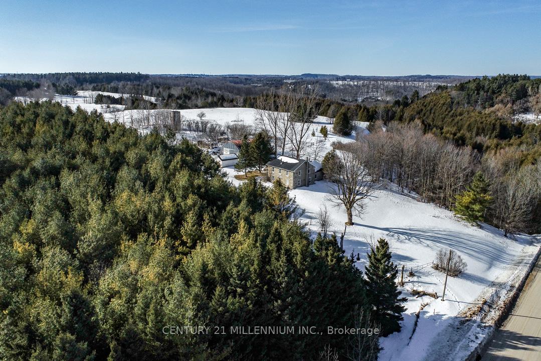 Photo 4 of 753334 2nd Line EHS, Mono, Rural Mono — HOMEH