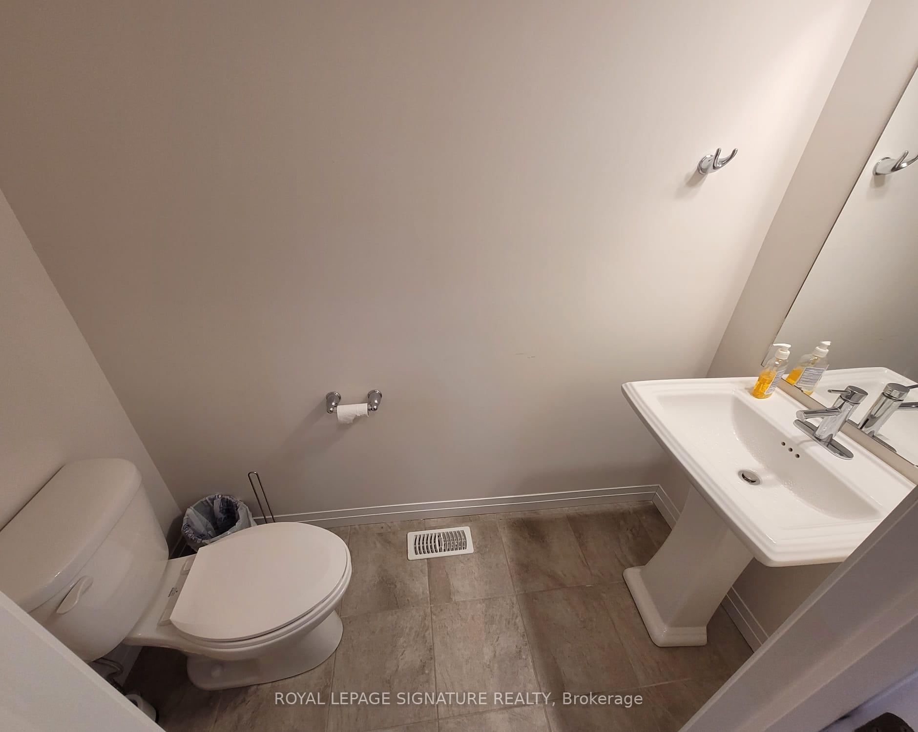 Photo 11 of 6 Pringle Lane, Hamilton, Meadowlands — HOMEH