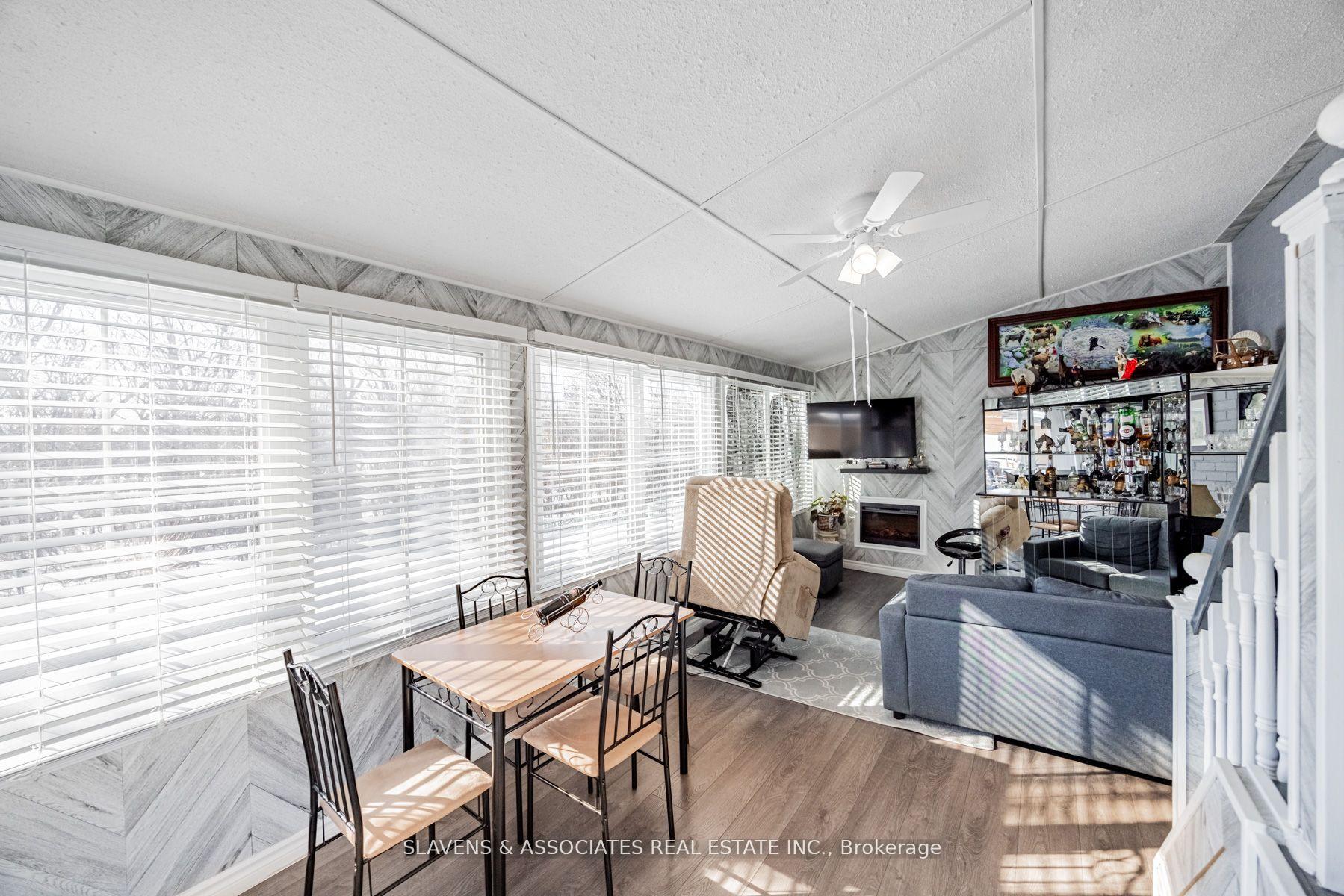 Photo 28 of 28 Mercer Drive, Brampton, Downtown Brampton — HOMEH