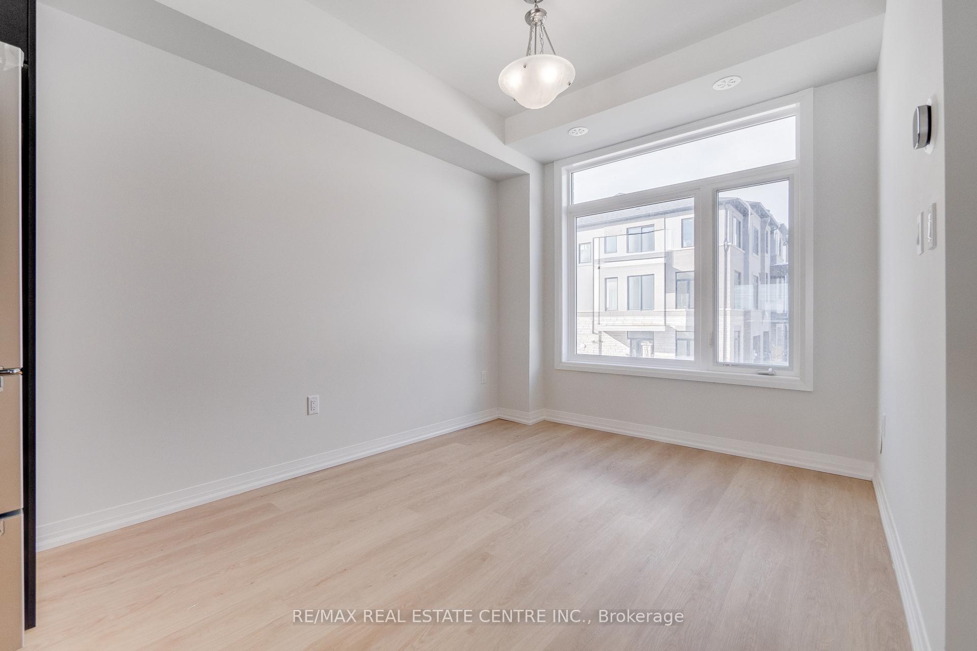 Photo 7 of Unit 101, 155 Equestrian Way, Cambridge — HOMEH