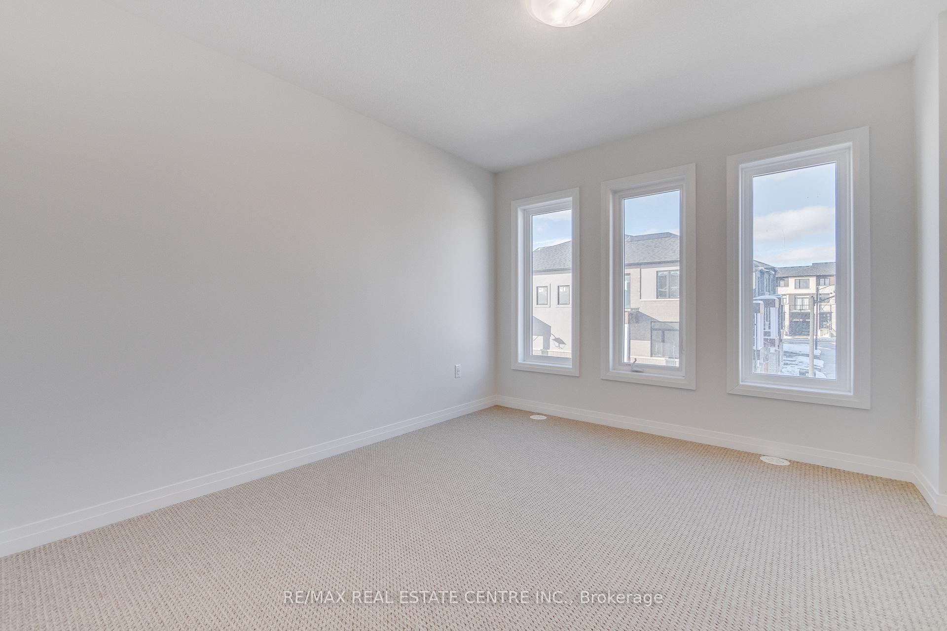 Photo 18 of Unit 101, 155 Equestrian Way, Cambridge — HOMEH