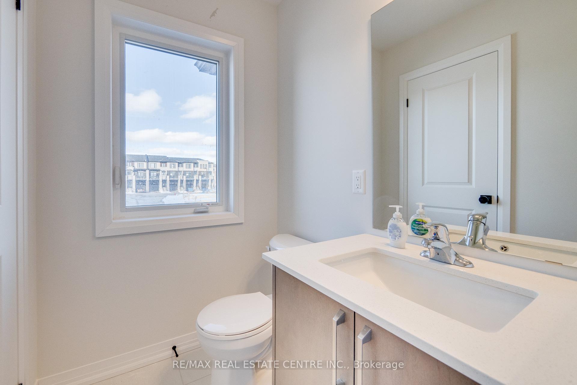Photo 41 of Unit 101, 155 Equestrian Way, Cambridge — HOMEH