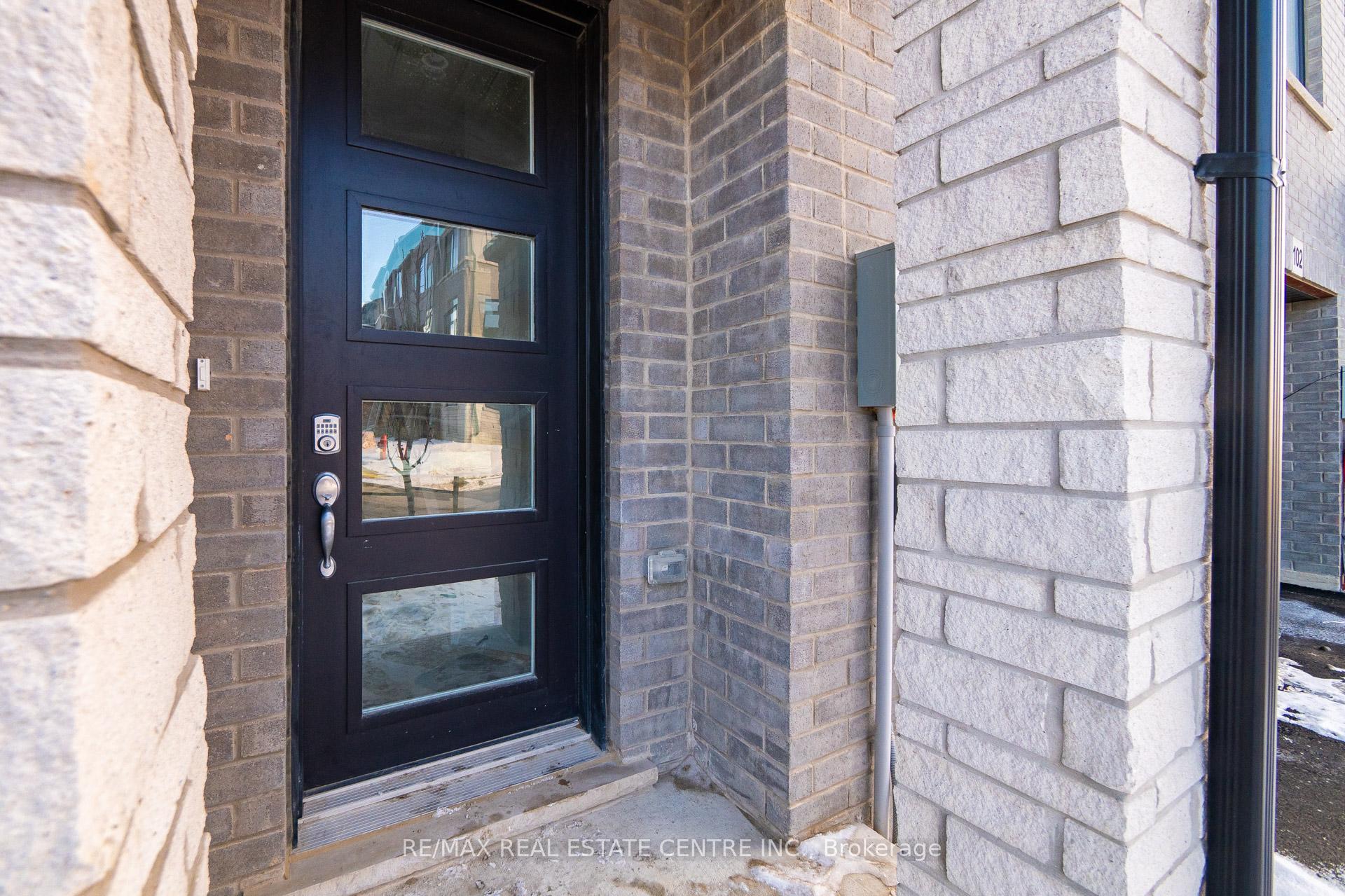 Photo 23 of Unit 101, 155 Equestrian Way, Cambridge — HOMEH