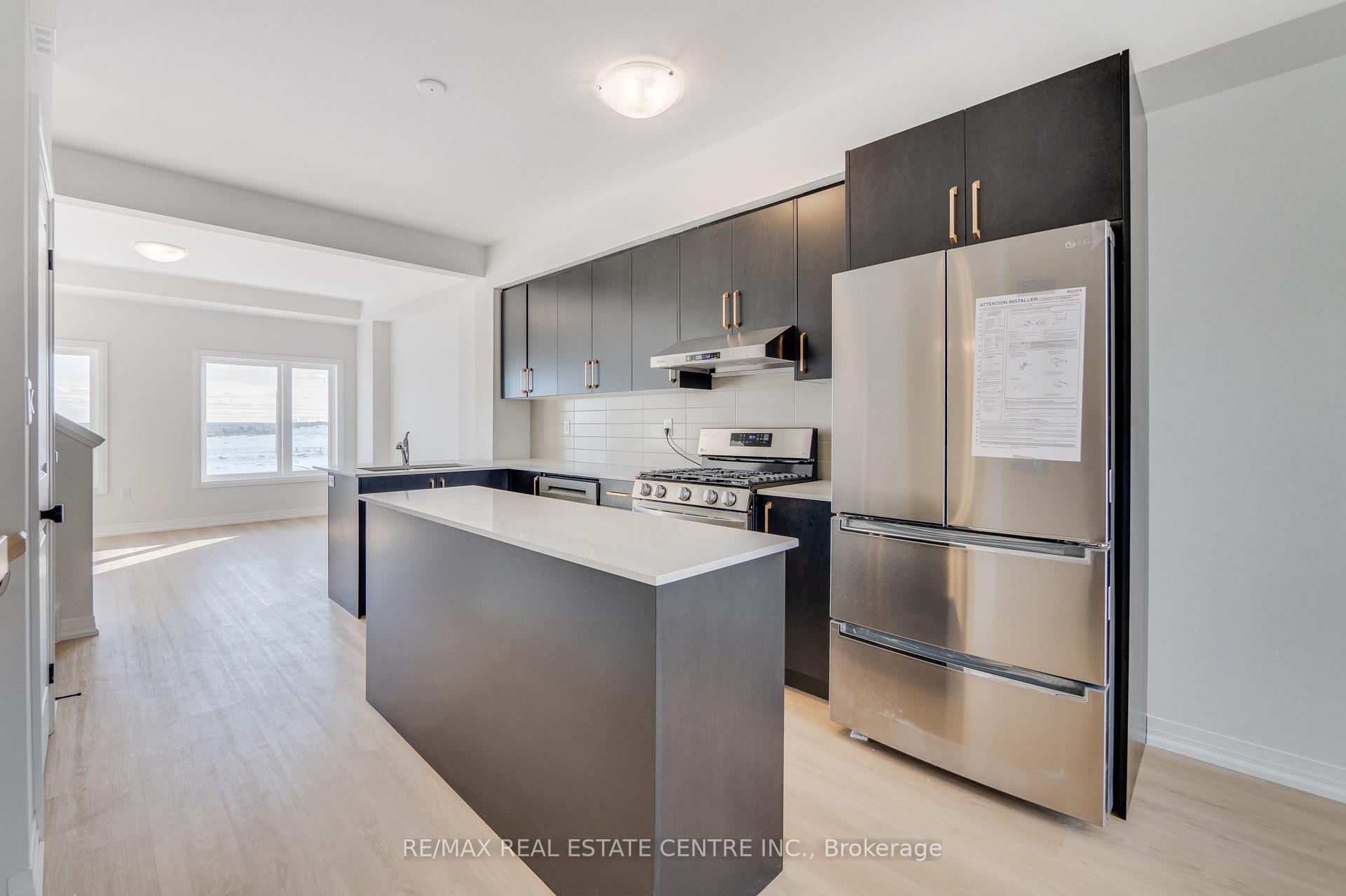 Photo 28 of Unit 101, 155 Equestrian Way, Cambridge — HOMEH