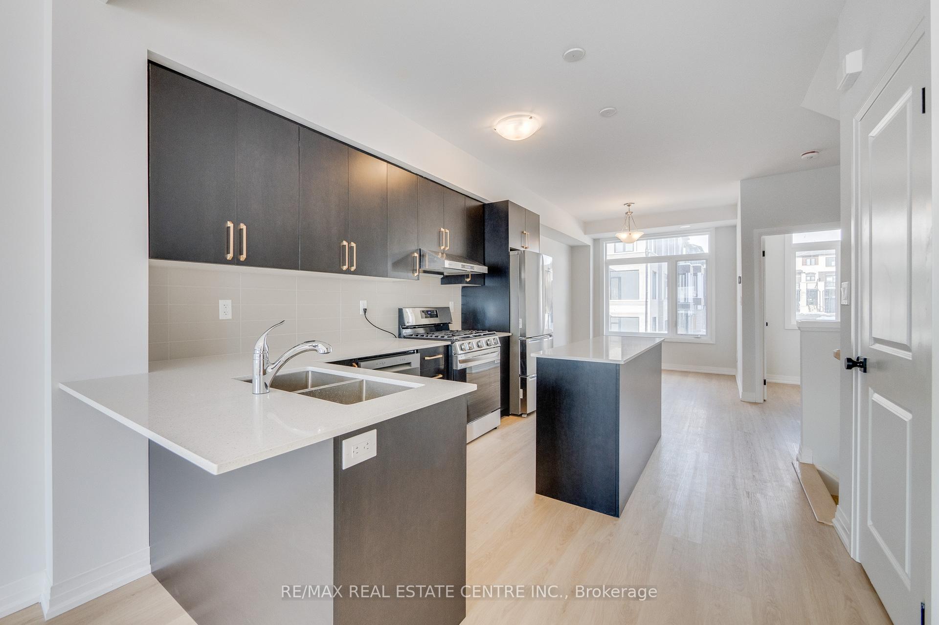 Photo 29 of Unit 101, 155 Equestrian Way, Cambridge — HOMEH