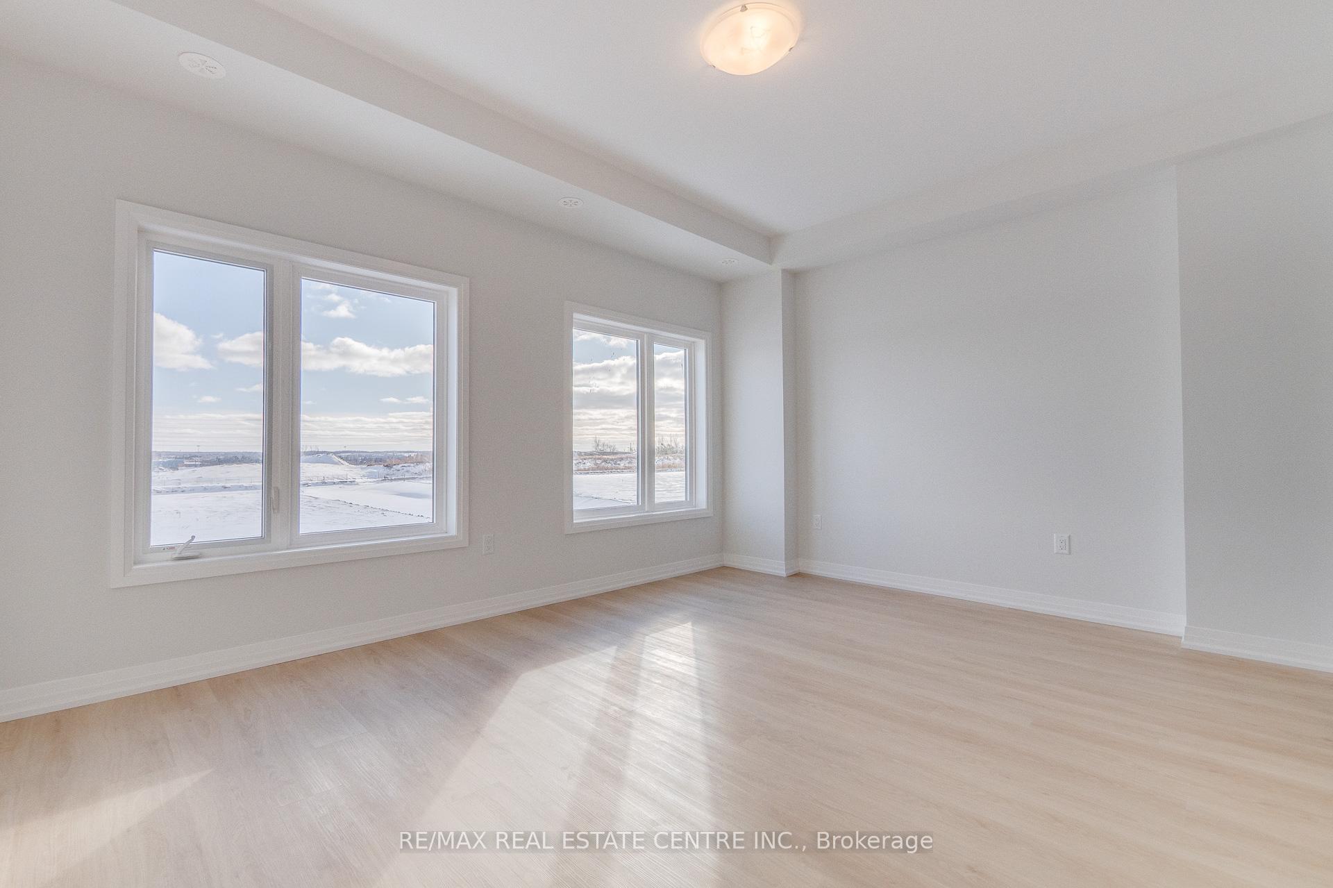 Photo 33 of Unit 101, 155 Equestrian Way, Cambridge — HOMEH