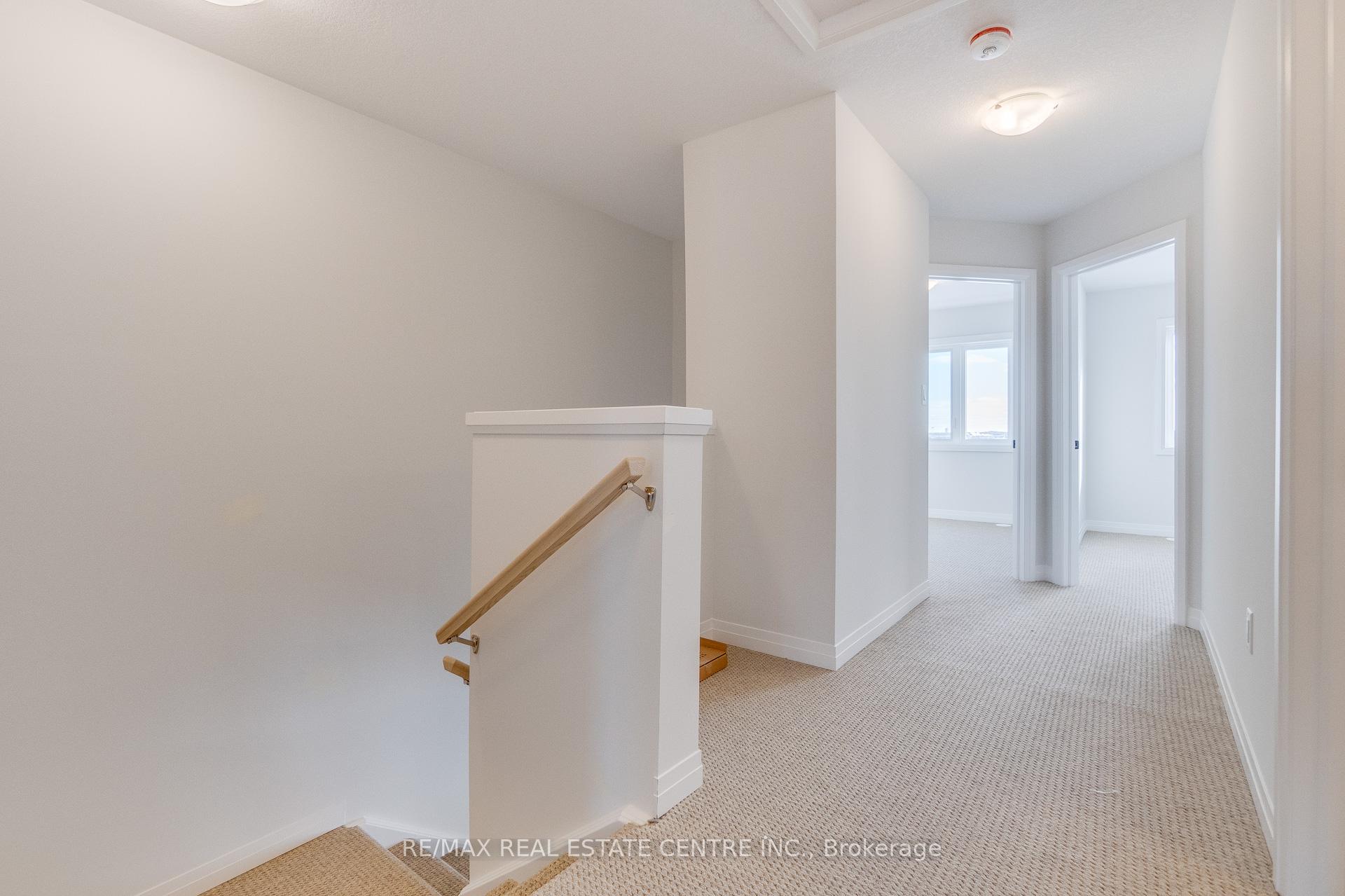 Photo 35 of Unit 101, 155 Equestrian Way, Cambridge — HOMEH