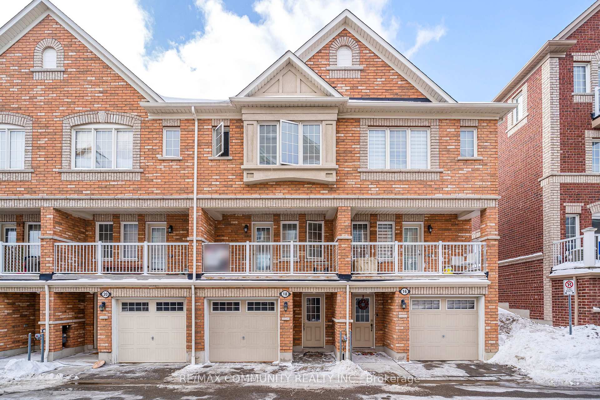 Front of 18 Cooperage Lane