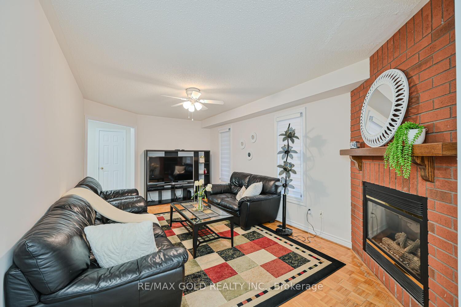 Photo 30 of 30 Black Oak Drive, Brampton, Sandringham-Wellington — HOMEH