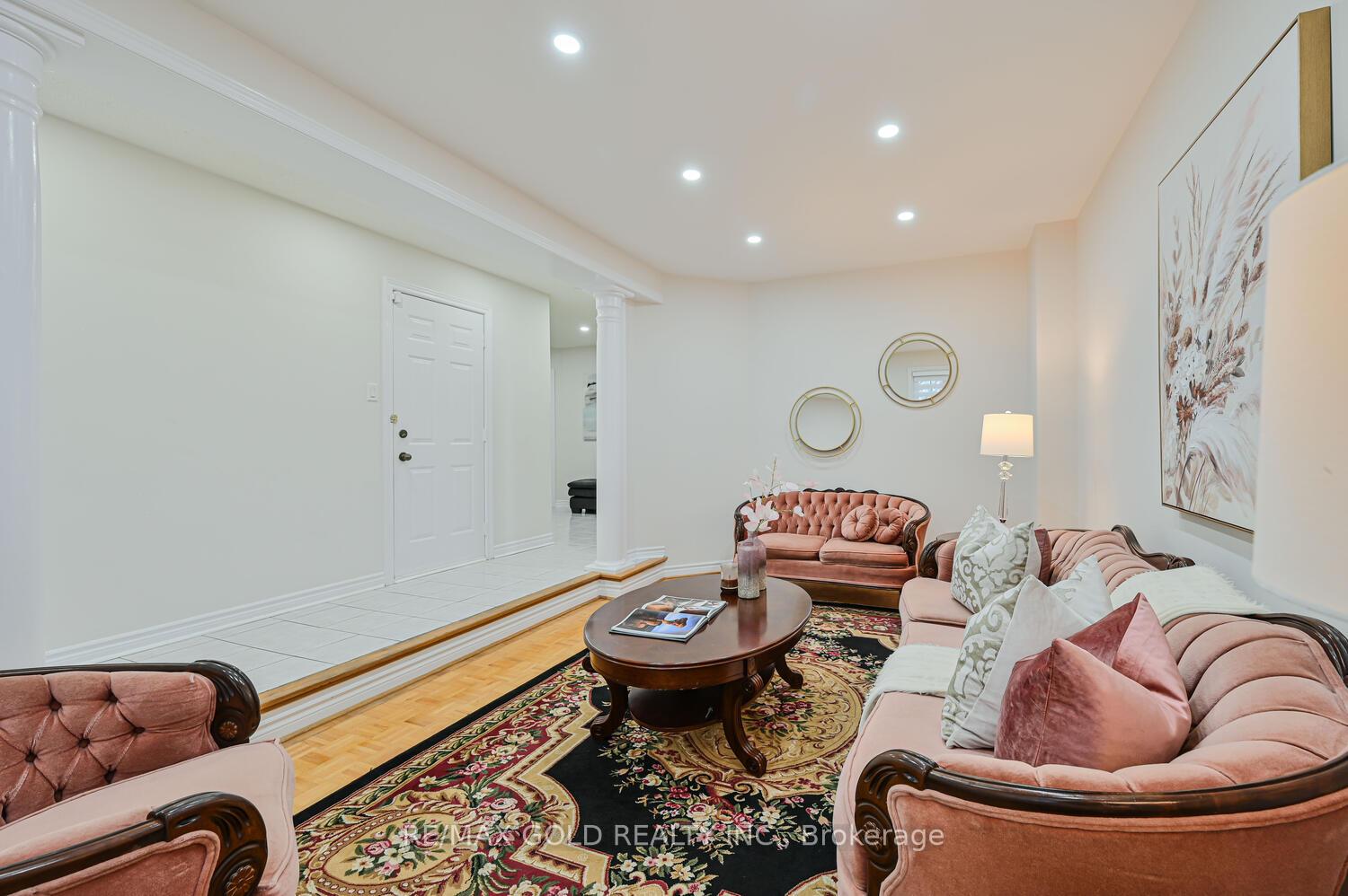 Photo 38 of 30 Black Oak Drive, Brampton, Sandringham-Wellington — HOMEH