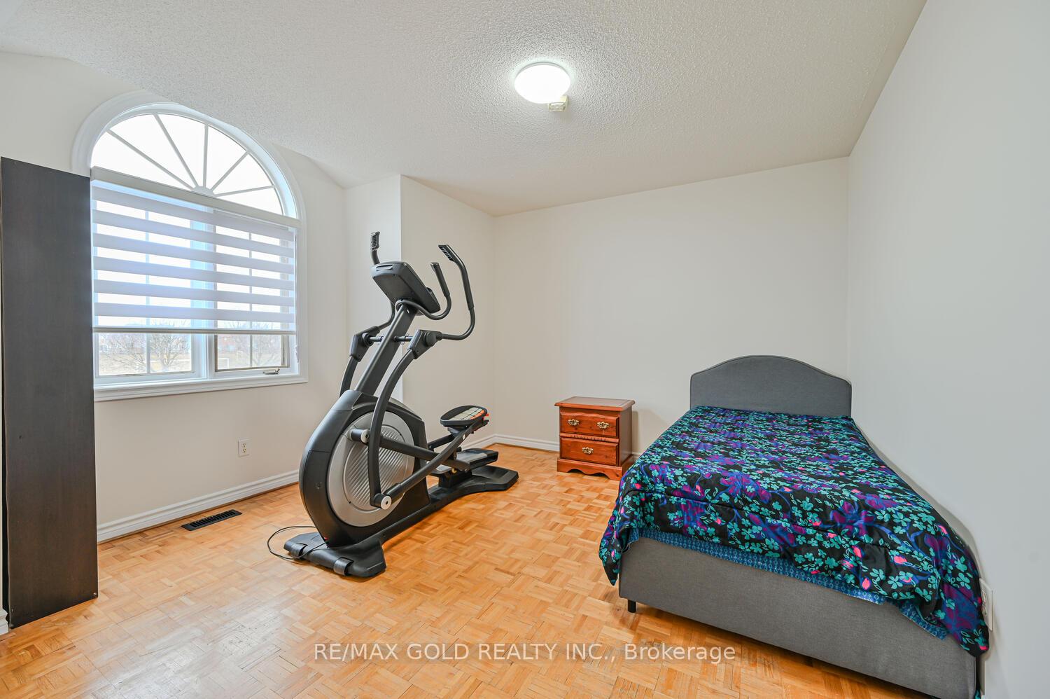 Photo 69 of 30 Black Oak Drive, Brampton, Sandringham-Wellington — HOMEH
