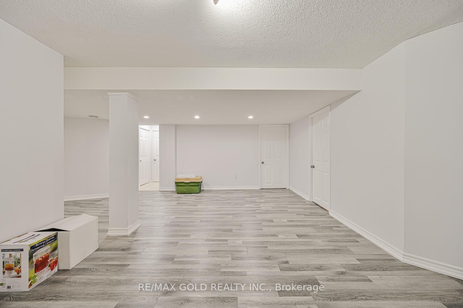 Photo 77 of 30 Black Oak Drive, Brampton, Sandringham-Wellington — HOMEH