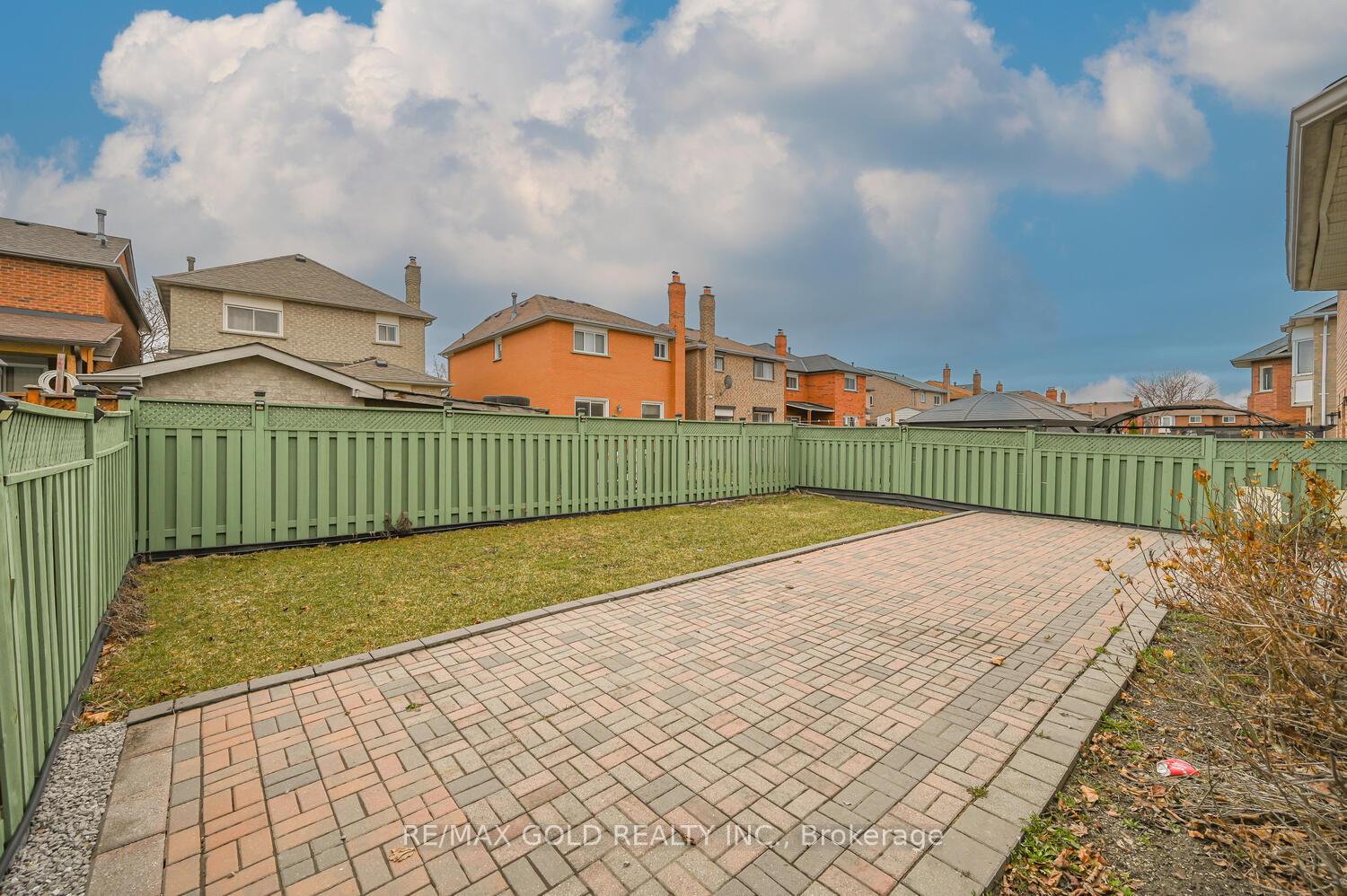Photo 79 of 30 Black Oak Drive, Brampton, Sandringham-Wellington — HOMEH