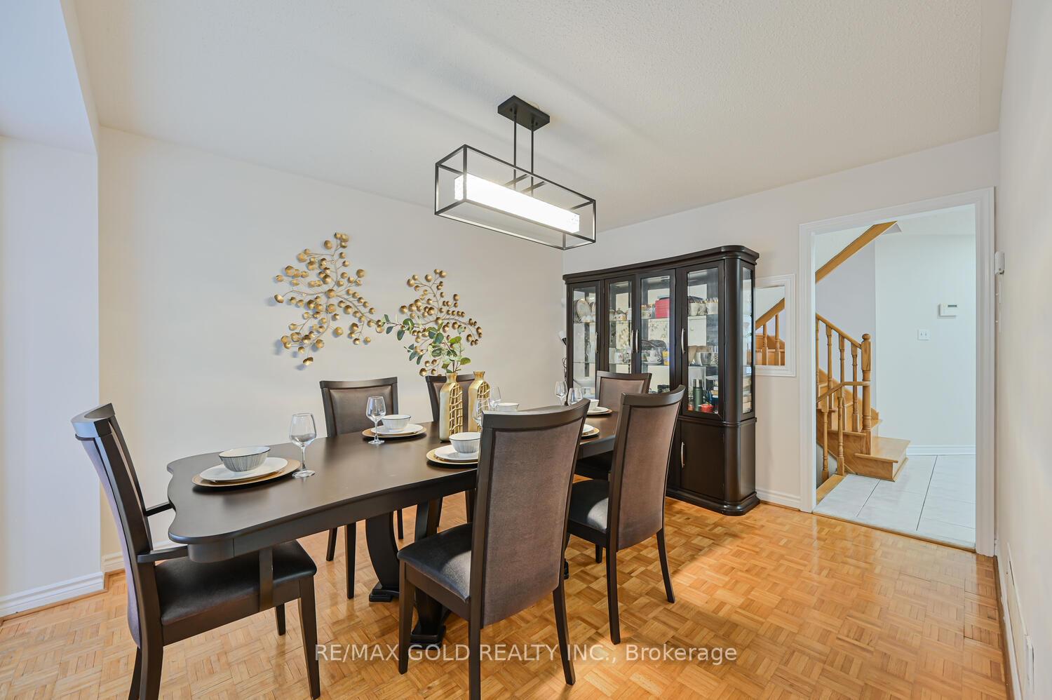 Photo 16 of 30 Black Oak Drive, Brampton, Sandringham-Wellington — HOMEH