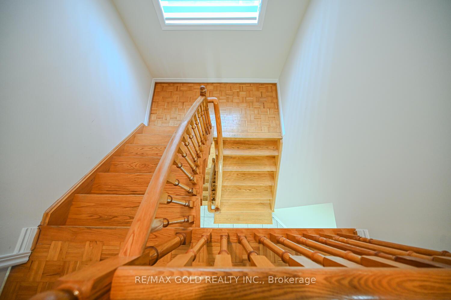 Photo 42 of 30 Black Oak Drive, Brampton, Sandringham-Wellington — HOMEH