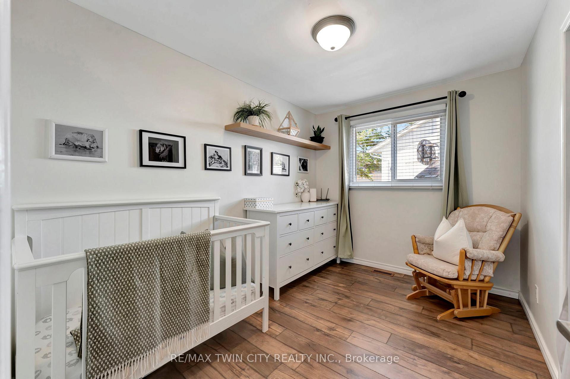 Photo 18 of 382 Grand Ridge Drive, Cambridge — HOMEH