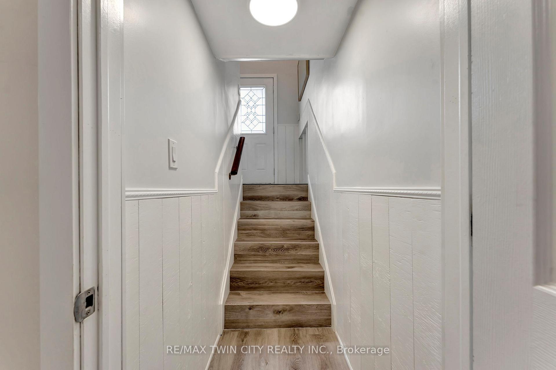 Photo 21 of 382 Grand Ridge Drive, Cambridge — HOMEH