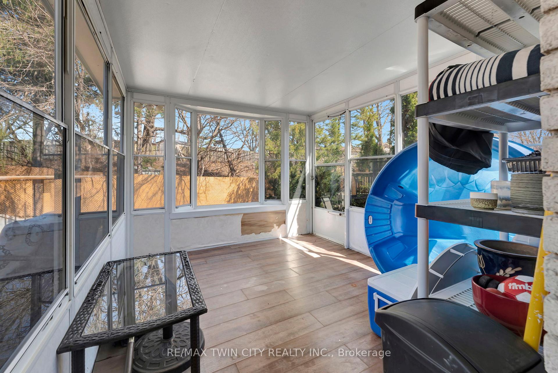Photo 34 of 382 Grand Ridge Drive, Cambridge — HOMEH