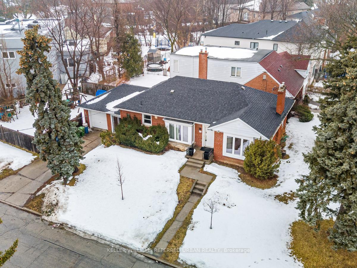 Photo 137 of 16 Prince Charles Drive, Toronto, Englemount-Lawrence — HOMEH