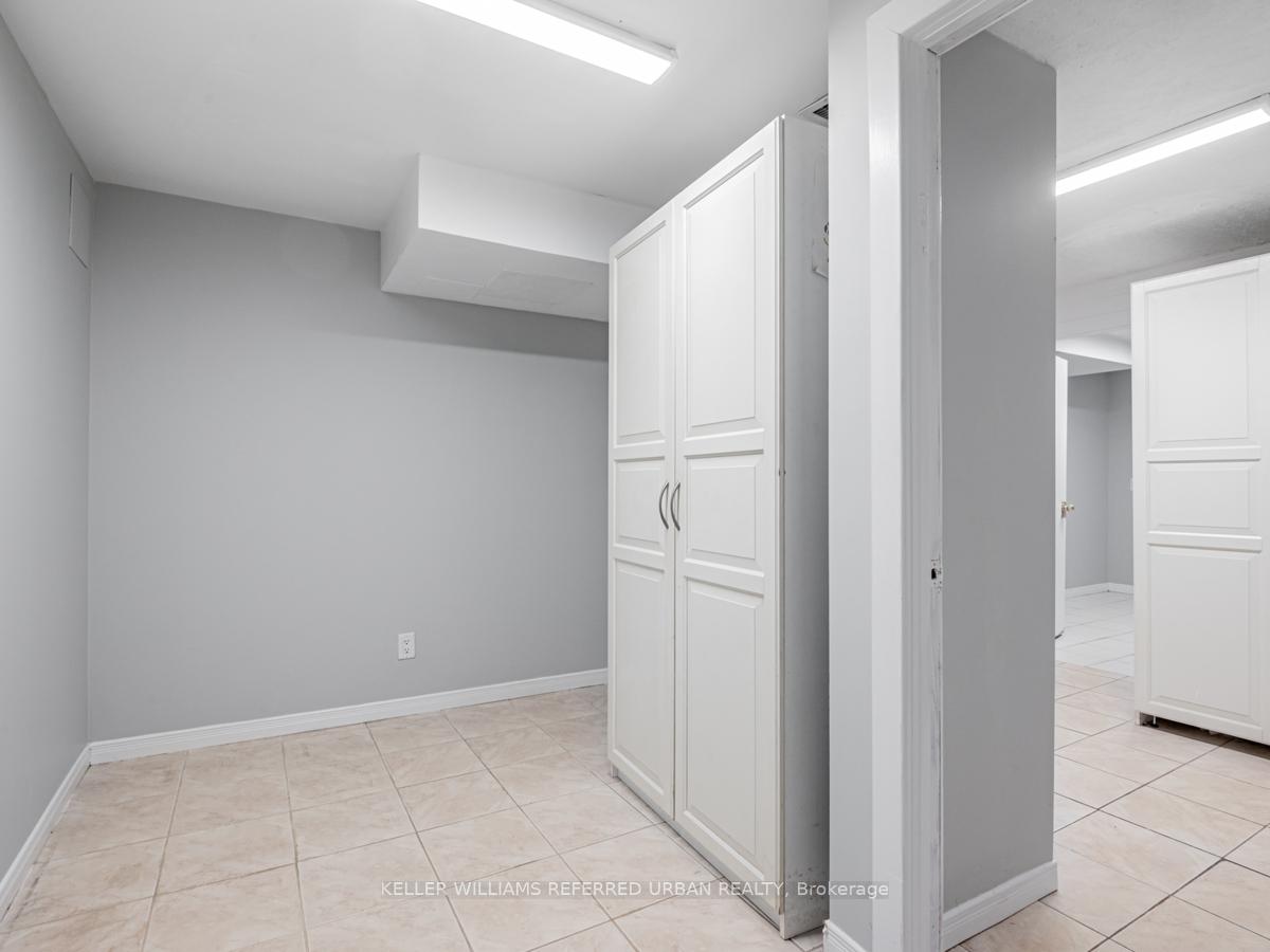 Photo 90 of 16 Prince Charles Drive, Toronto, Englemount-Lawrence — HOMEH