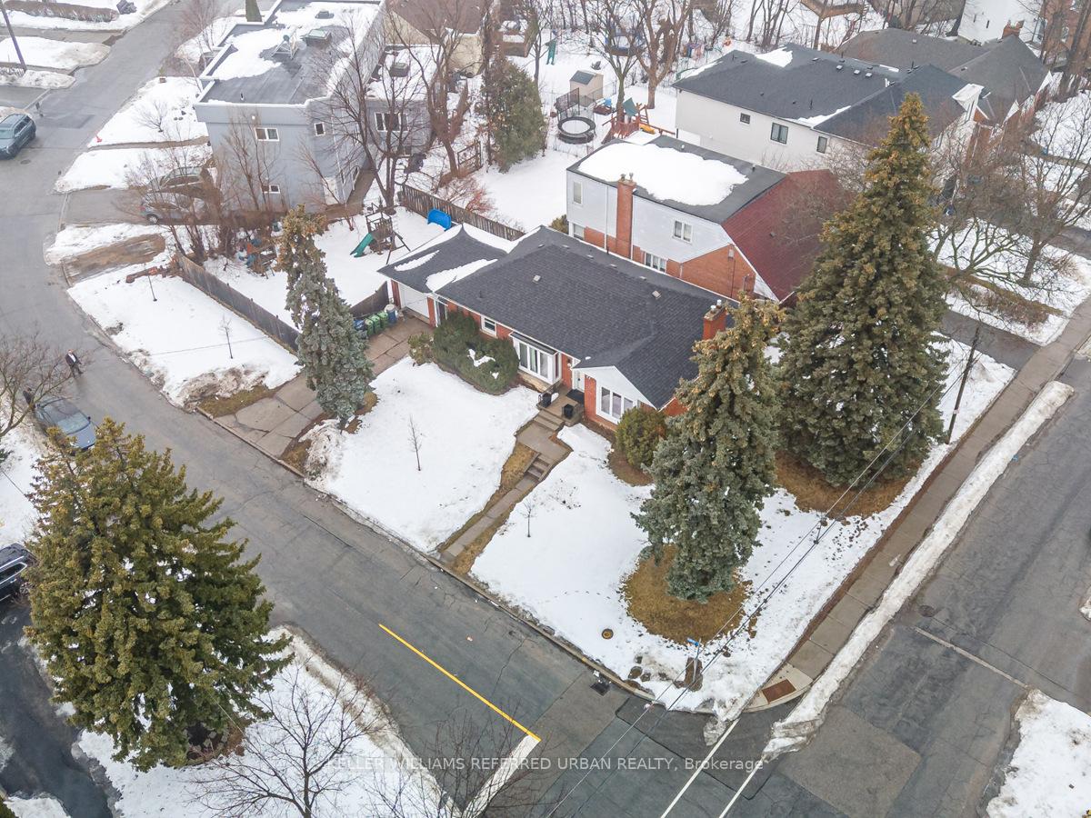 Photo 149 of 16 Prince Charles Drive, Toronto, Englemount-Lawrence — HOMEH
