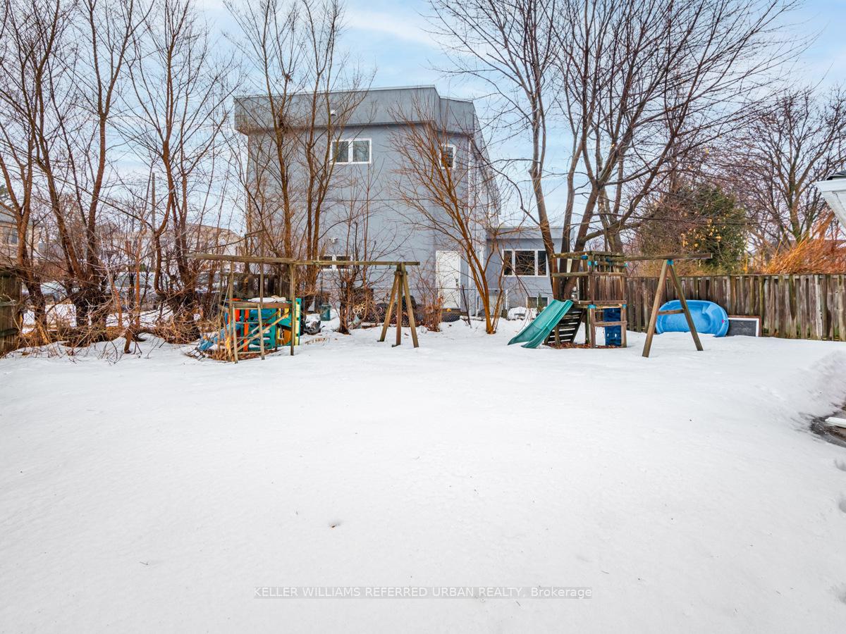 Photo 124 of 16 Prince Charles Drive, Toronto, Englemount-Lawrence — HOMEH