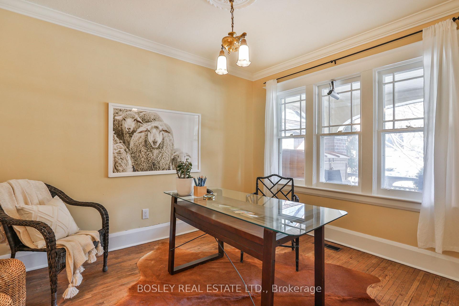 Photo 6 of 18 Beach View Crescent, Toronto, East End-Danforth — HOMEH
