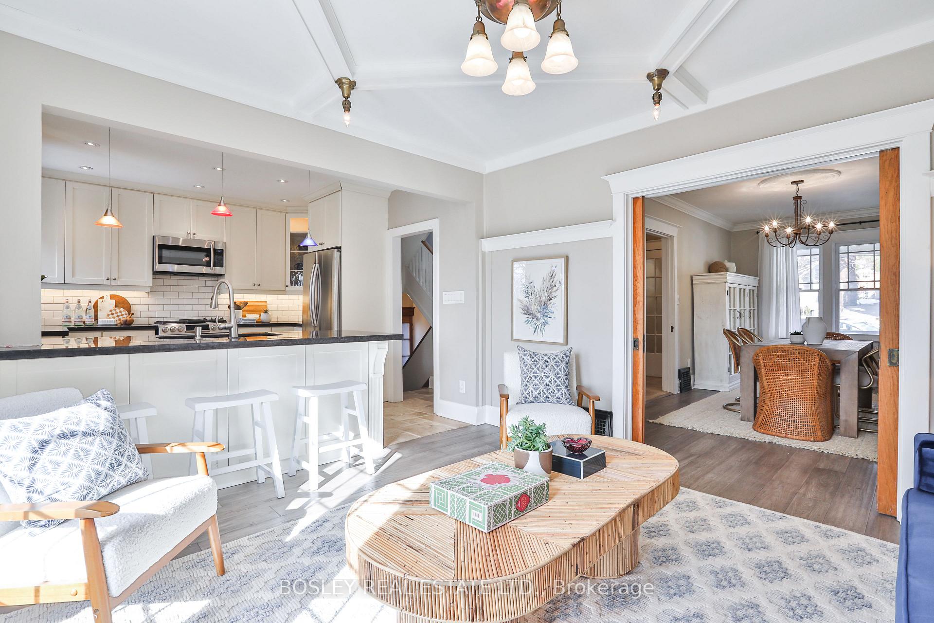 Photo 15 of 18 Beach View Crescent, Toronto, East End-Danforth — HOMEH