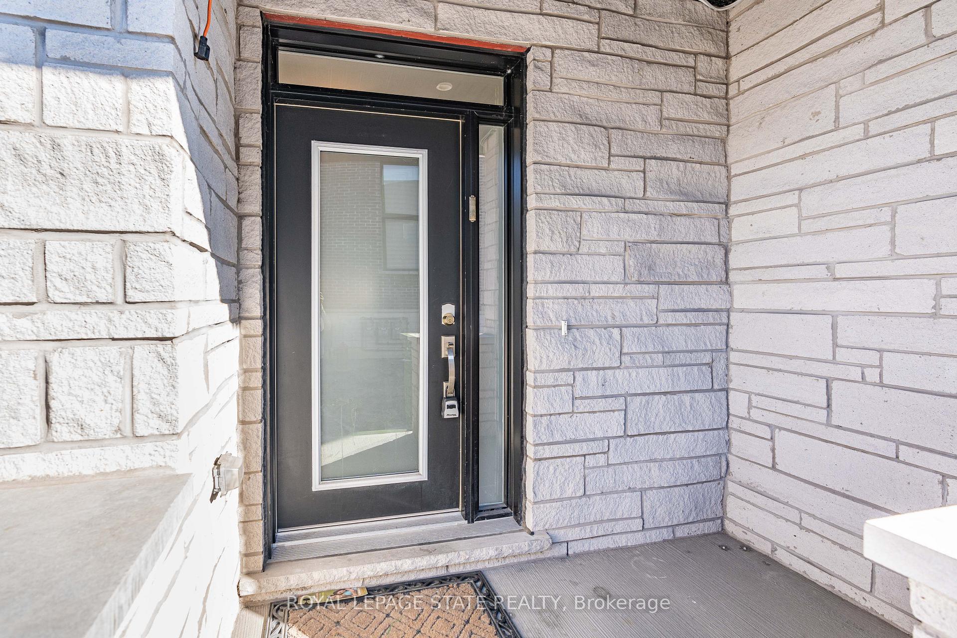 Photo 4 of Unit 29, 35 Midhurst Heights, Hamilton, Stoney Creek — HOMEH