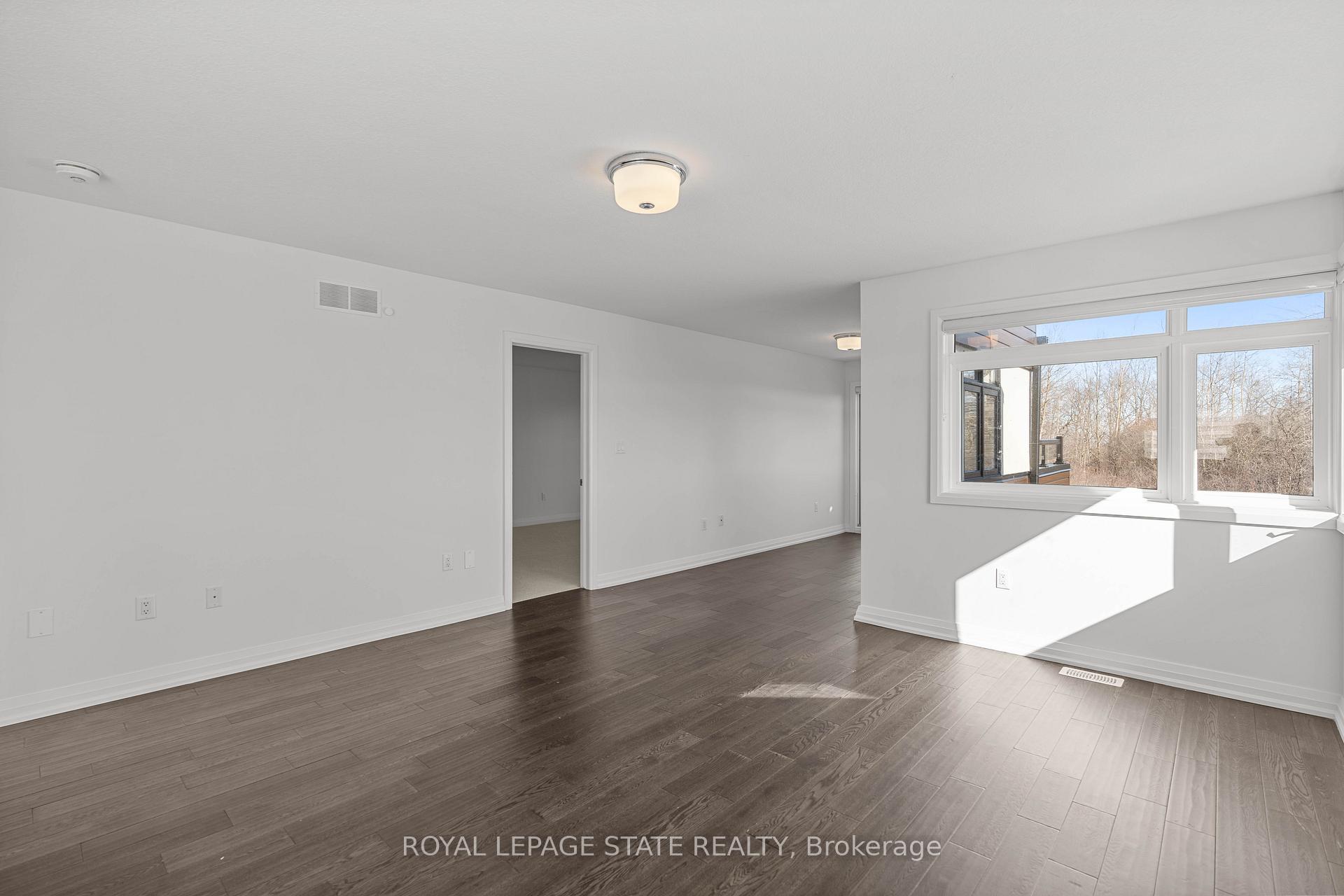 Photo 21 of Unit 29, 35 Midhurst Heights, Hamilton, Stoney Creek — HOMEH