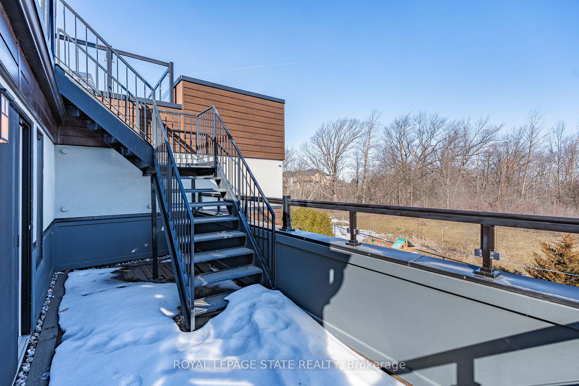 Photo 35 of Unit 29, 35 Midhurst Heights, Hamilton, Stoney Creek — HOMEH