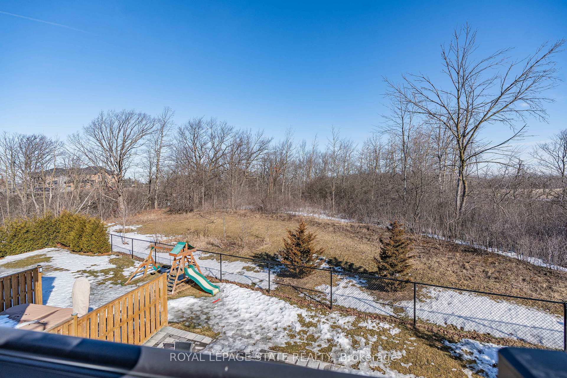 Photo 37 of Unit 29, 35 Midhurst Heights, Hamilton, Stoney Creek — HOMEH