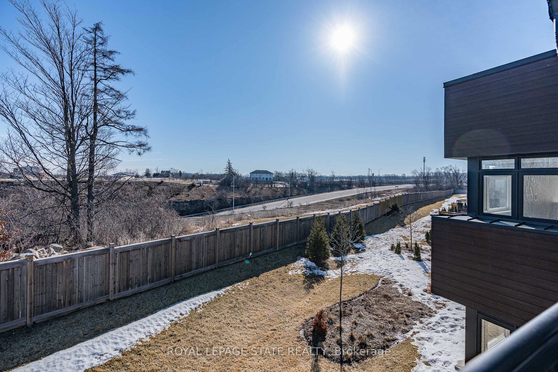 Photo 38 of Unit 29, 35 Midhurst Heights, Hamilton, Stoney Creek — HOMEH