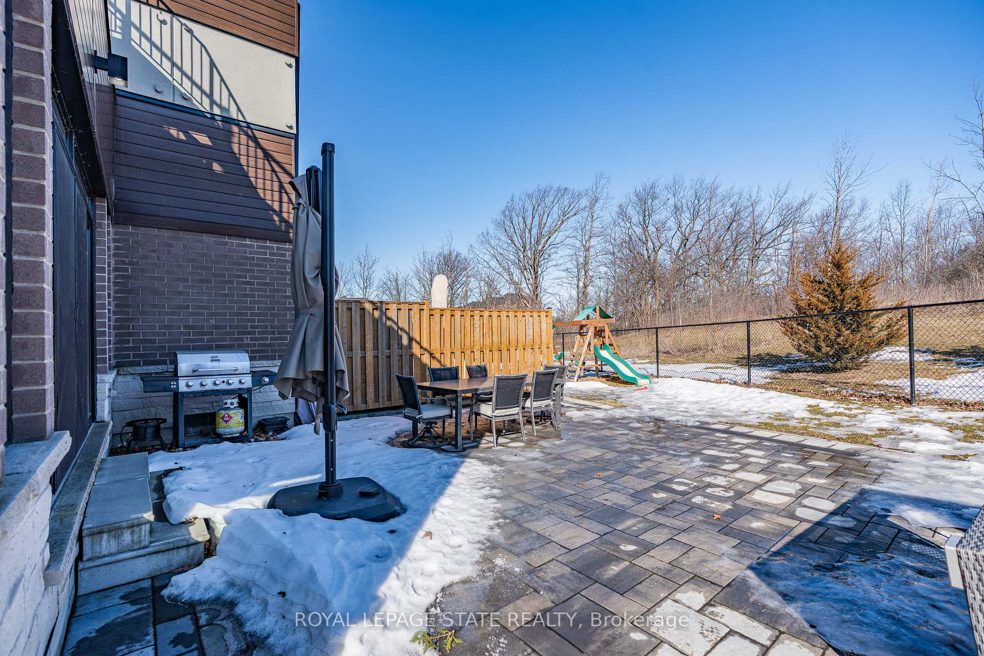 Photo 46 of Unit 29, 35 Midhurst Heights, Hamilton, Stoney Creek — HOMEH