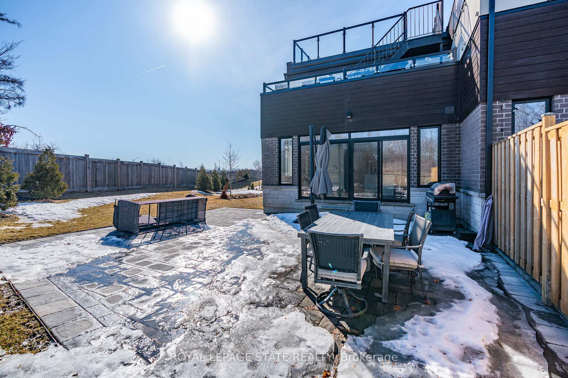 Photo 48 of Unit 29, 35 Midhurst Heights, Hamilton, Stoney Creek — HOMEH
