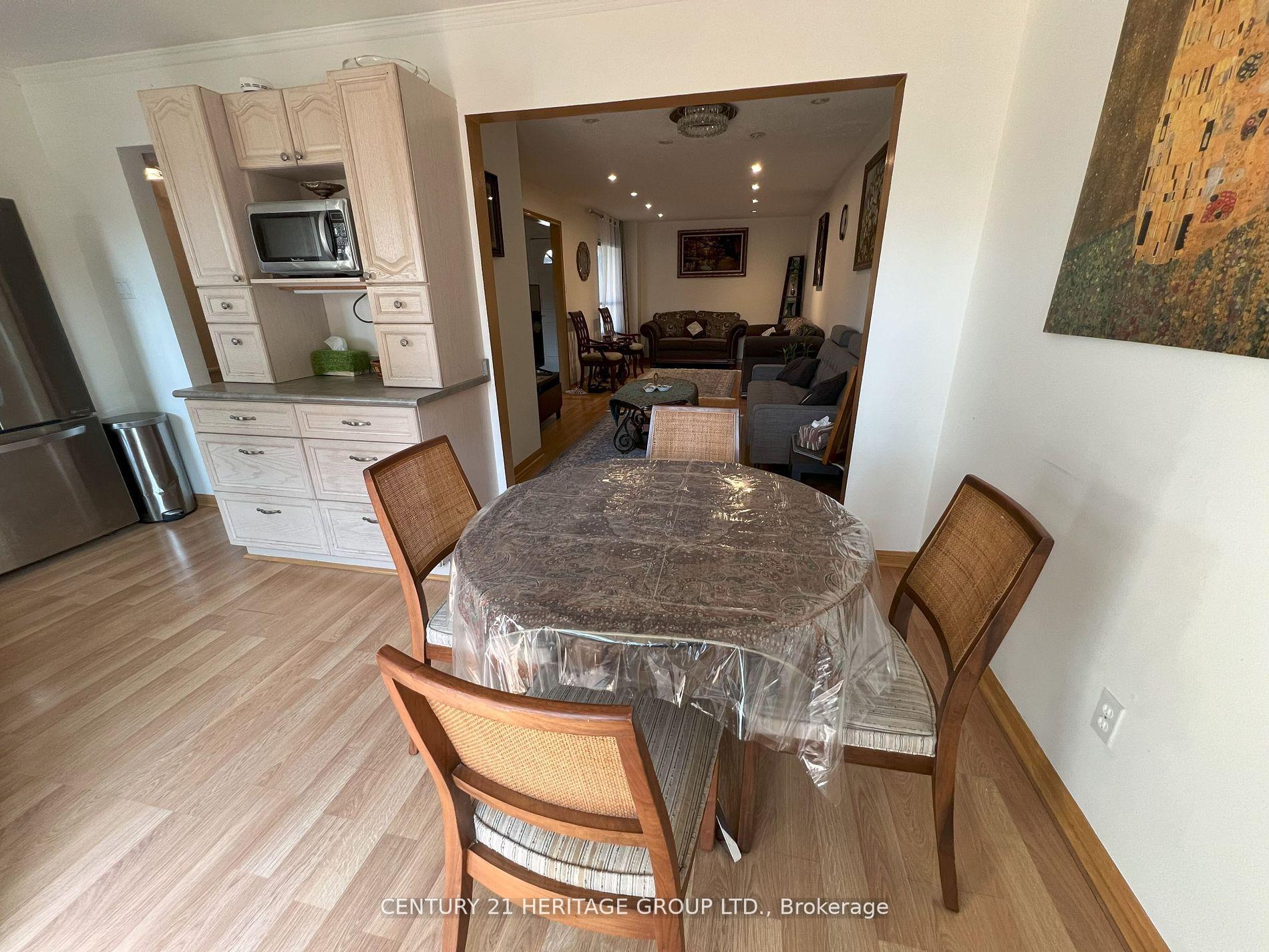 Photo 6 of 47 Hord Crescent, Vaughan, Lakeview Estates — HOMEH