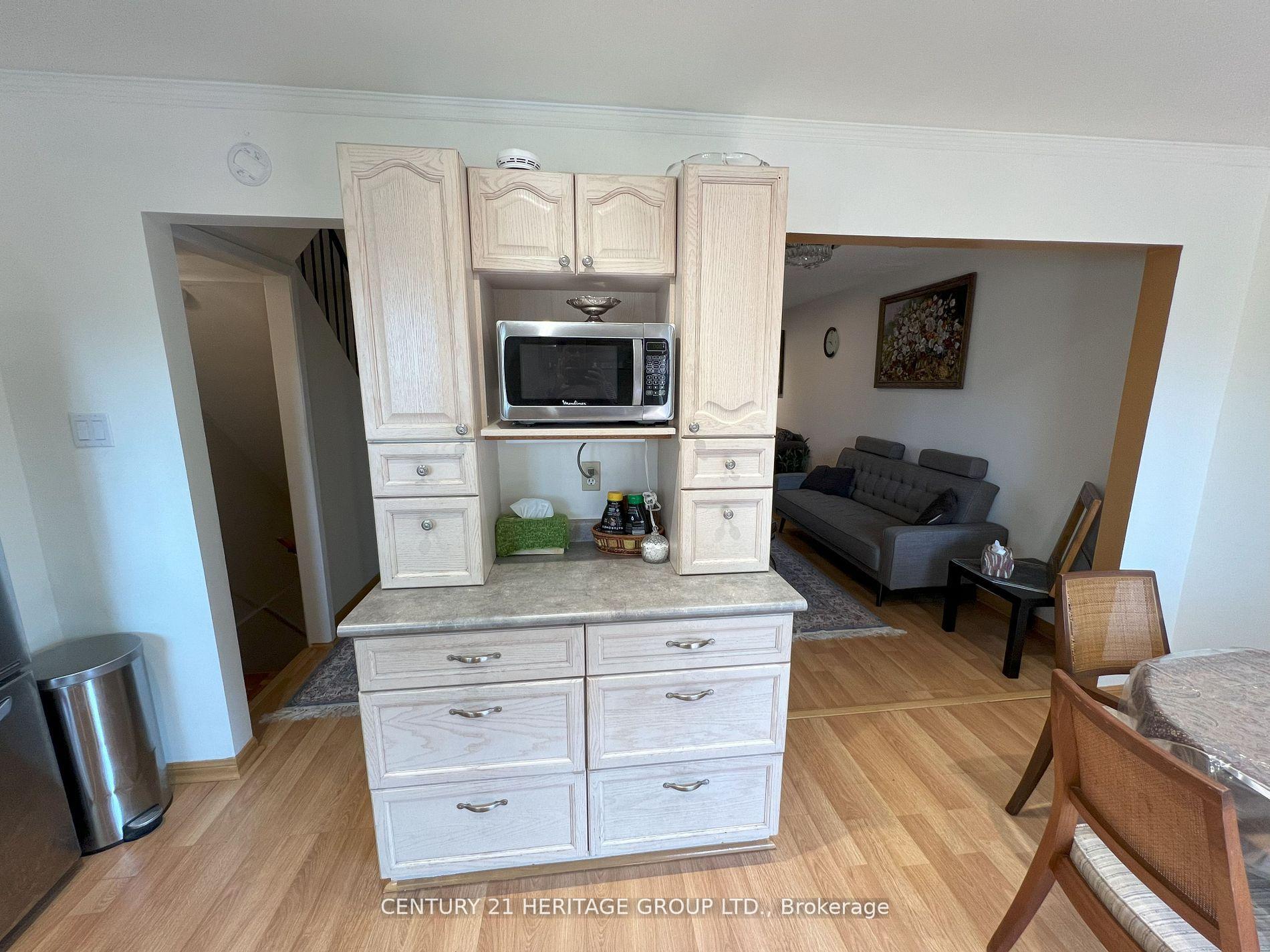 Photo 7 of 47 Hord Crescent, Vaughan, Lakeview Estates — HOMEH