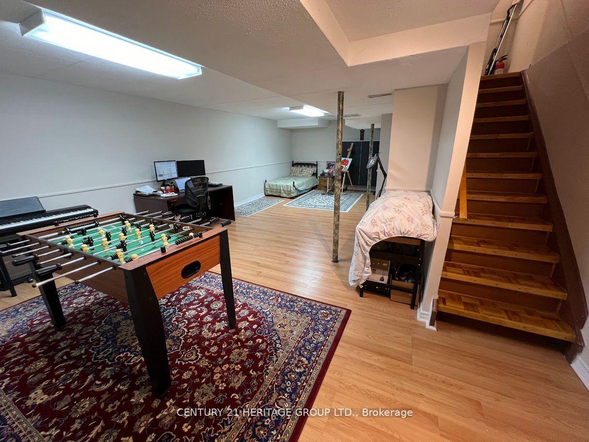 Photo 9 of 47 Hord Crescent, Vaughan, Lakeview Estates — HOMEH