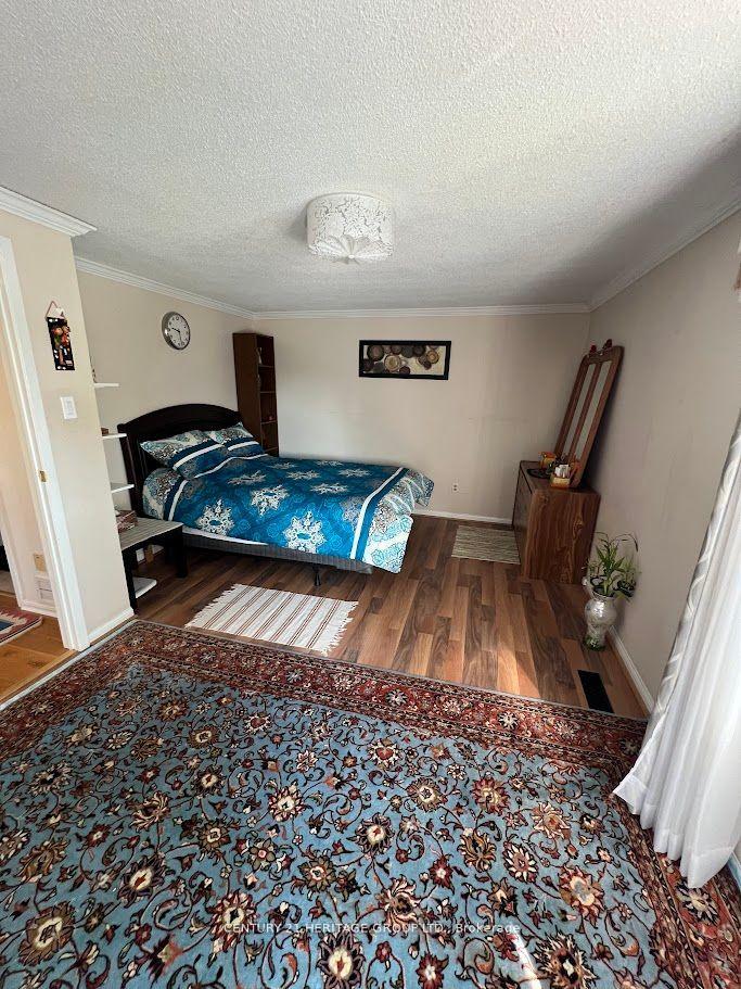 Photo 11 of 47 Hord Crescent, Vaughan, Lakeview Estates — HOMEH