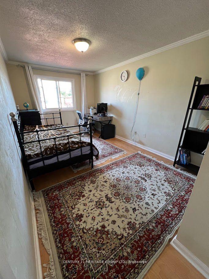 Photo 15 of 47 Hord Crescent, Vaughan, Lakeview Estates — HOMEH