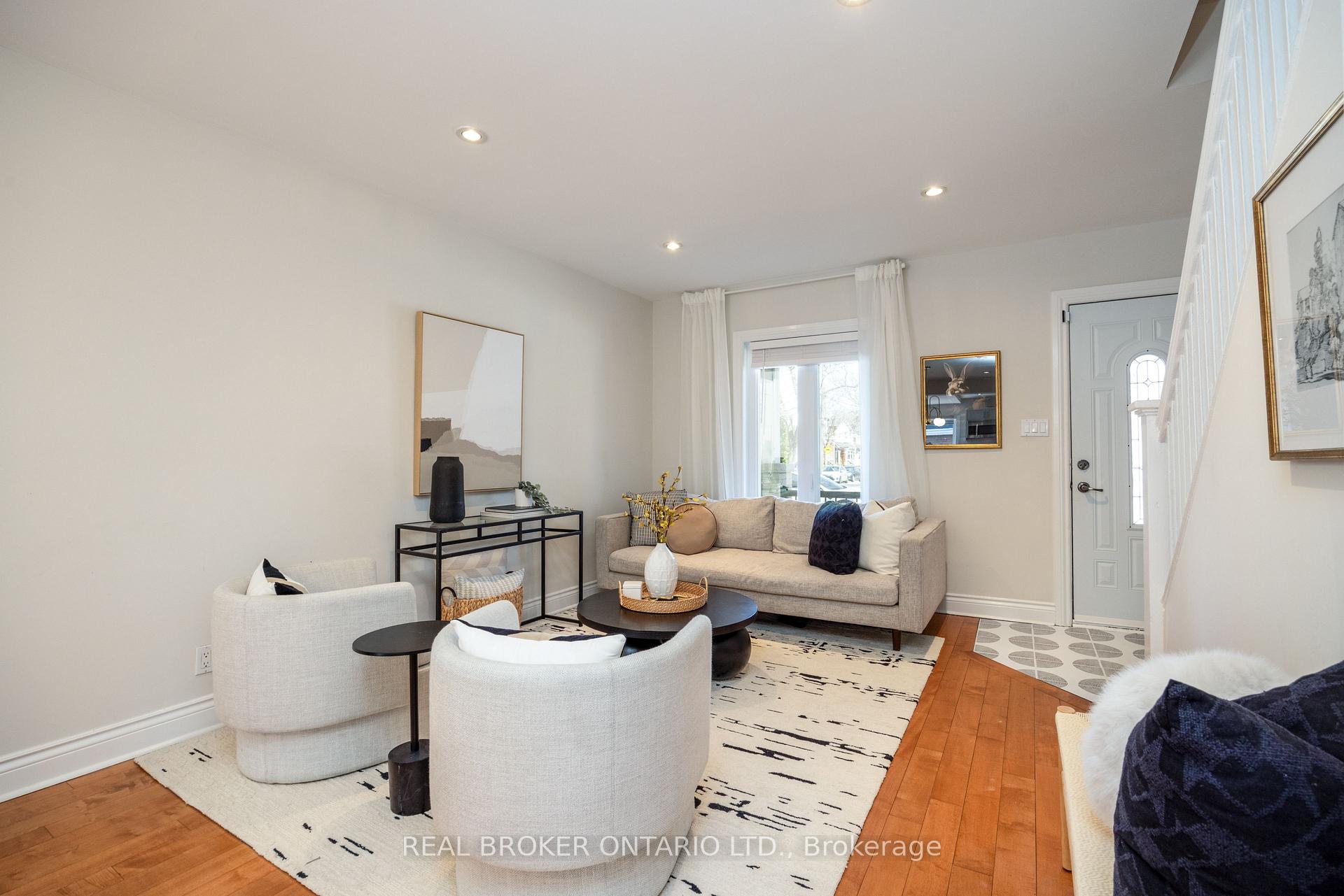 Photo 3 of 4 Roseheath Avenue, Toronto, Woodbine Corridor — HOMEH