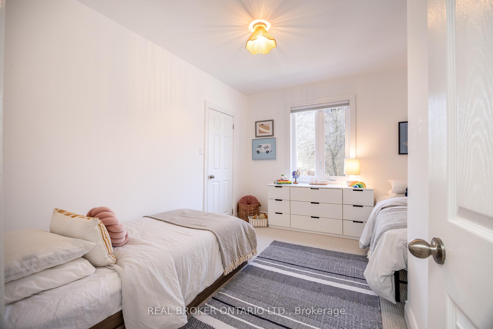 Photo 8 of 4 Roseheath Avenue, Toronto, Woodbine Corridor — HOMEH