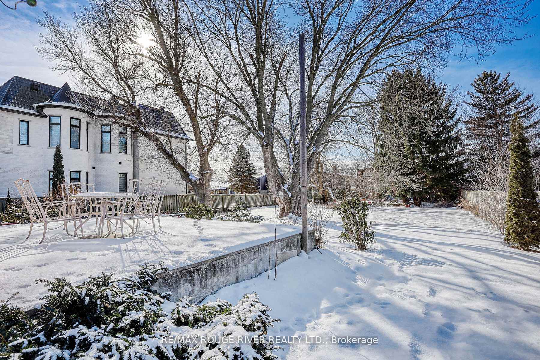Photo 15 of 1894 Glendale Drive, Pickering, Liverpool — HOMEH